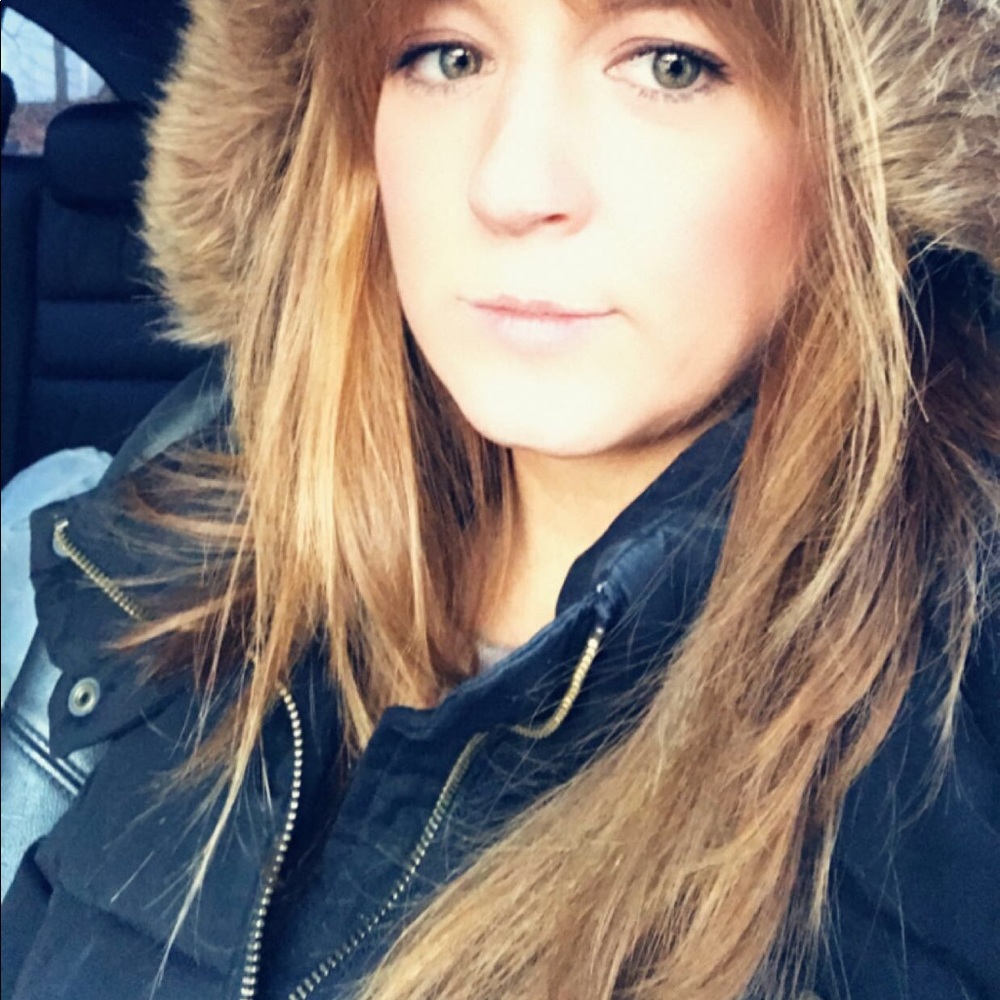Meet your Posher, Erika